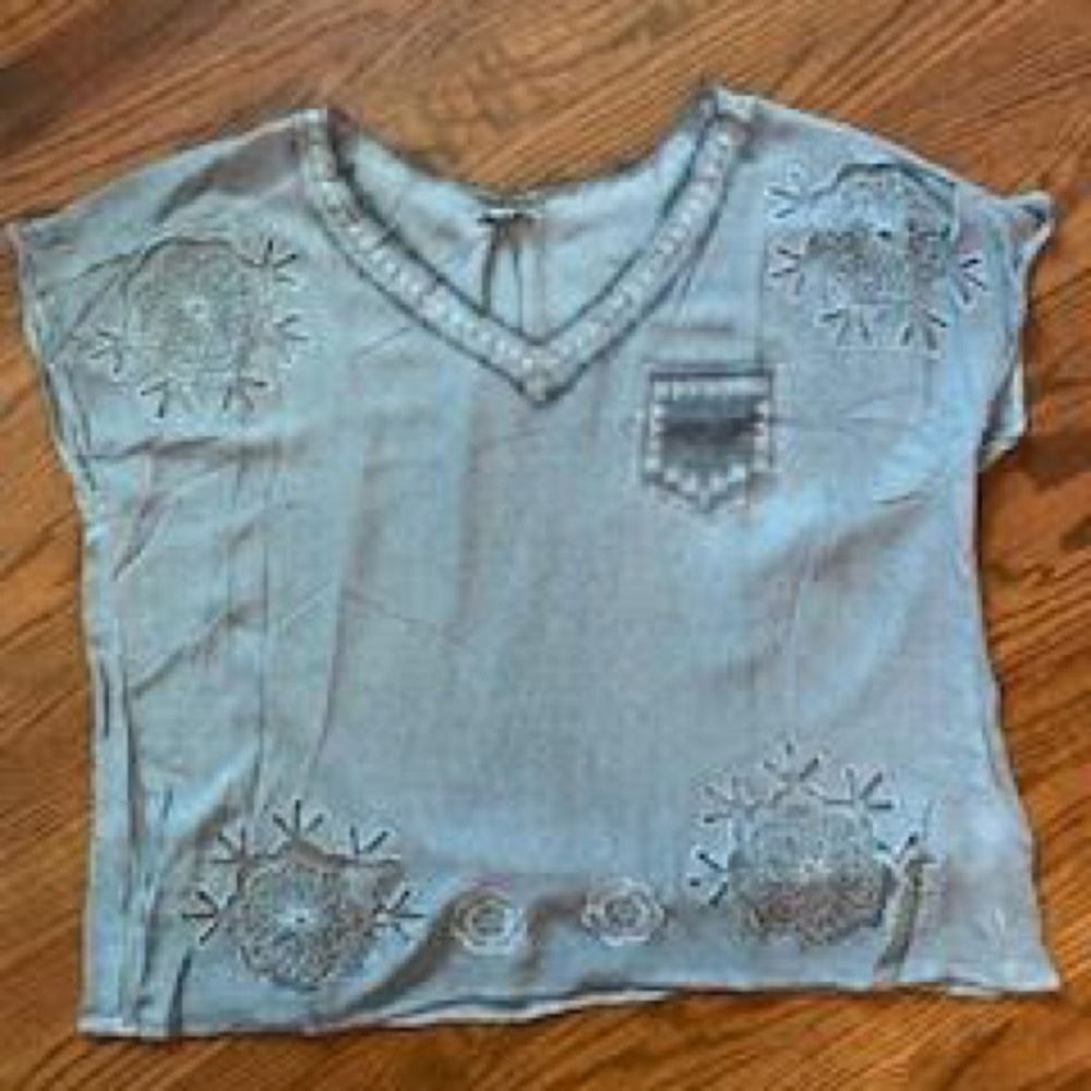 Gray Floral Burnout Top